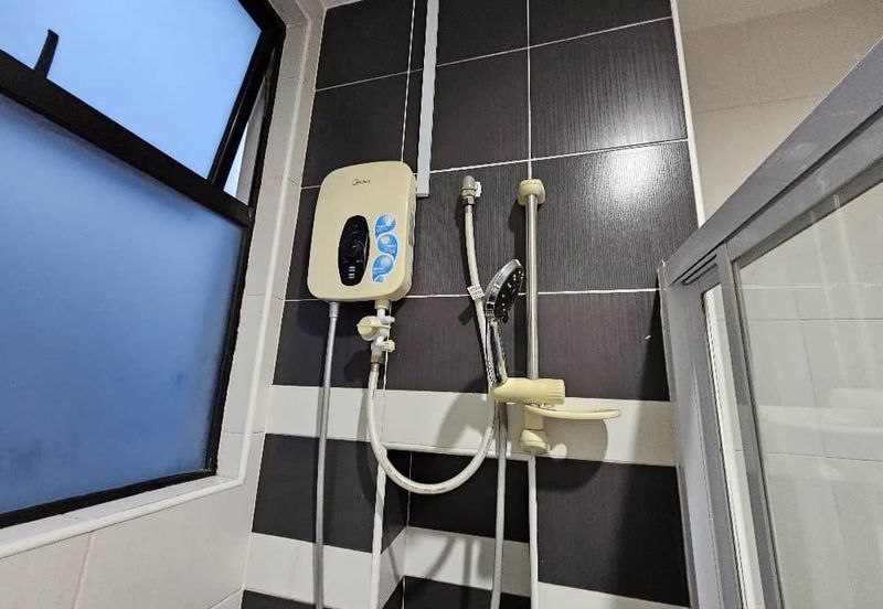 Seri Austin Luxury Apartment