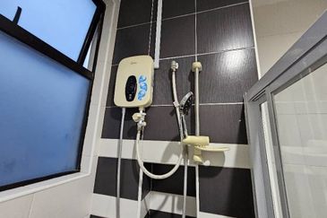 Seri Austin Luxury Apartment