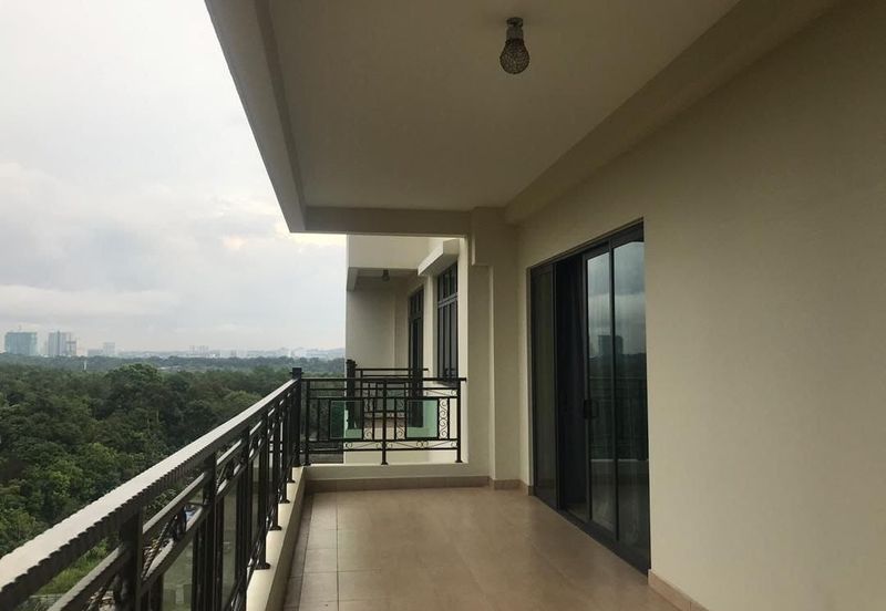 Taman Laguna Heights