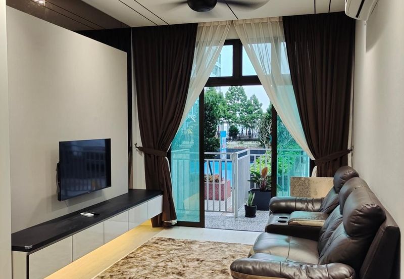 D'Summit Residences @ Kempas Utama