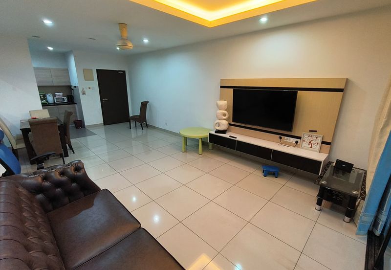 Seri Austin Luxury Apartment