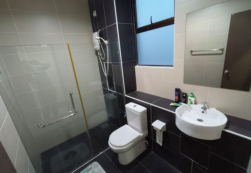 Seri Austin Luxury Apartment