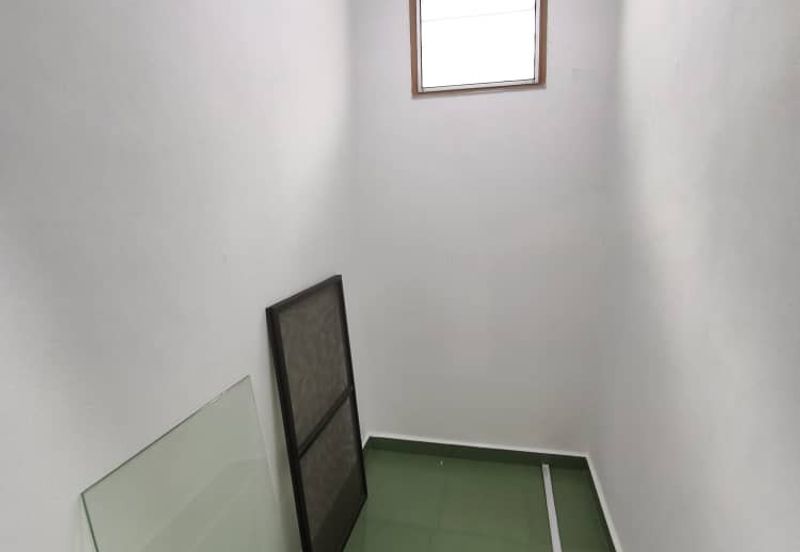 Mon Bisca, Bandar Baru Permas Jaya