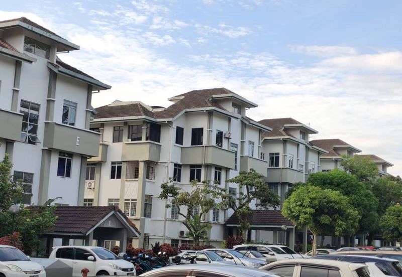 Mon Bisca, Bandar Baru Permas Jaya