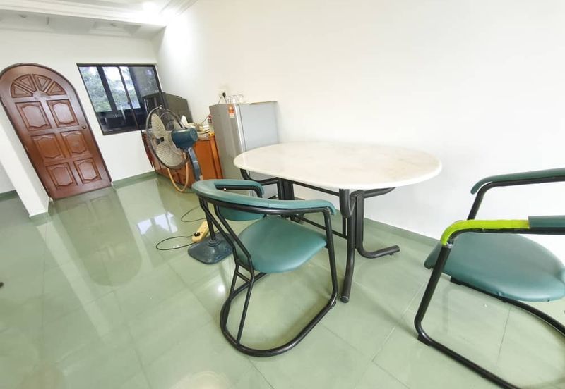 Mon Bisca, Bandar Baru Permas Jaya