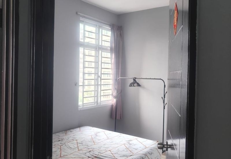 Eastbay Luxury Apartment