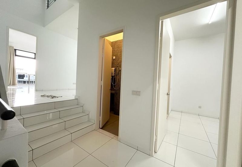 Bukit Indah Avenue 26 @ Villosa