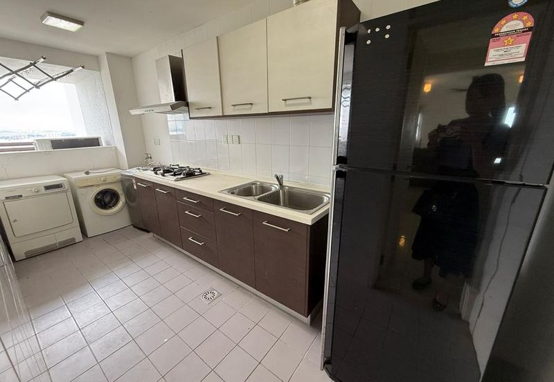 Ujana Executive Apartment