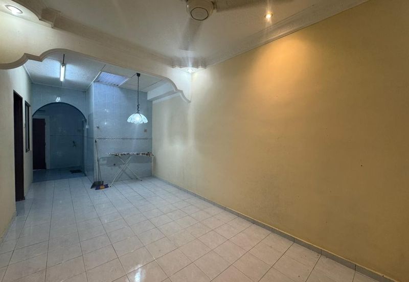 Taman Intan, Ulu Tiram