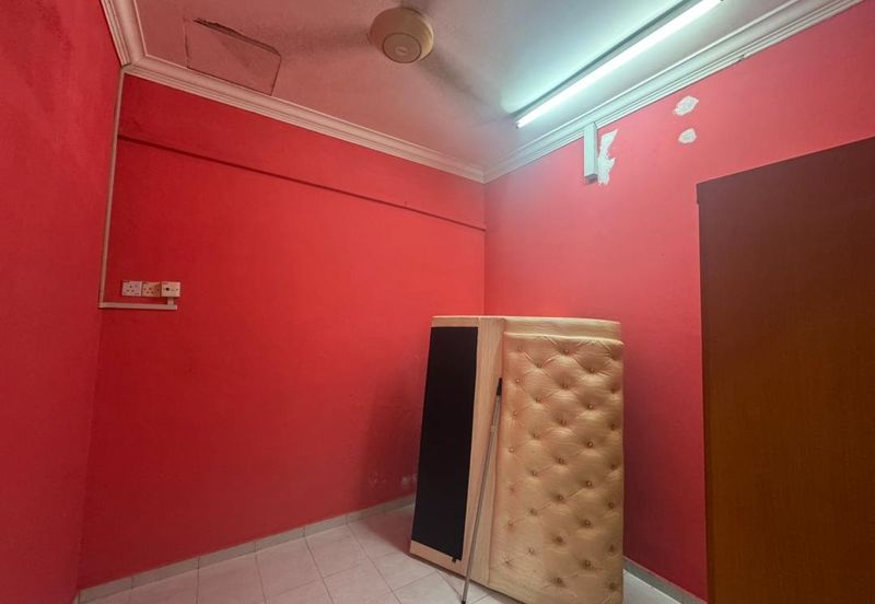 Taman Intan, Ulu Tiram