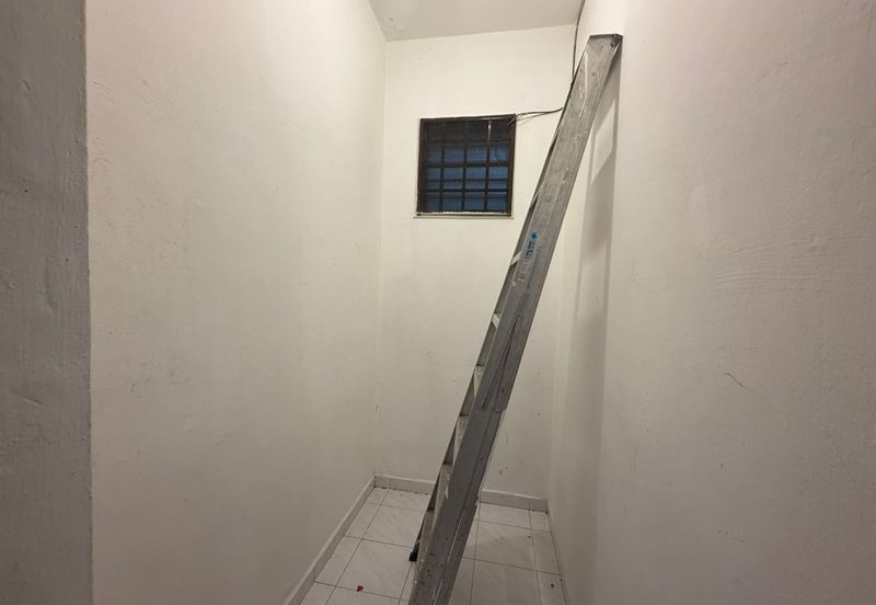 Mon Bisca, Bandar Baru Permas Jaya