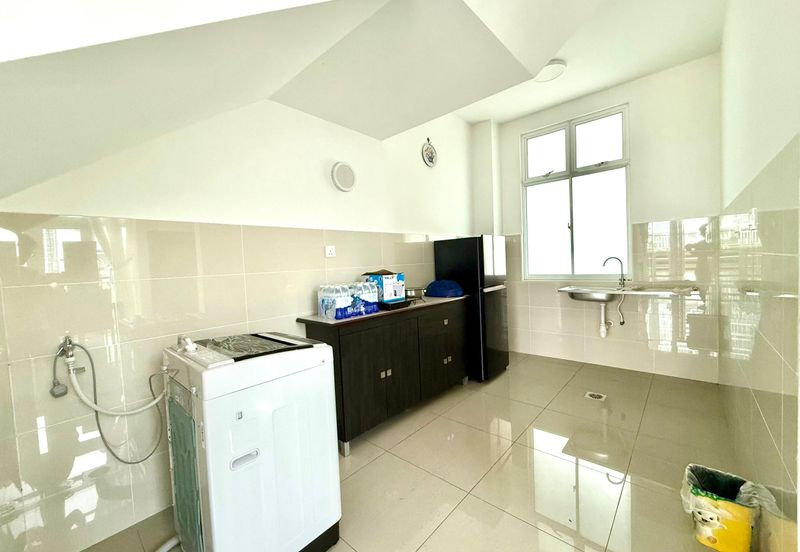 D'Lagoon, Taman Seri Austin