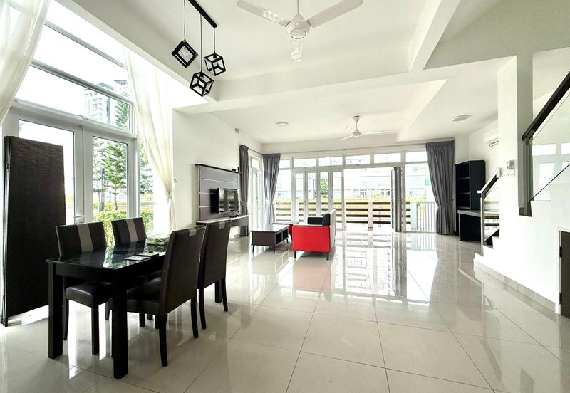 D'Lagoon, Taman Seri Austin