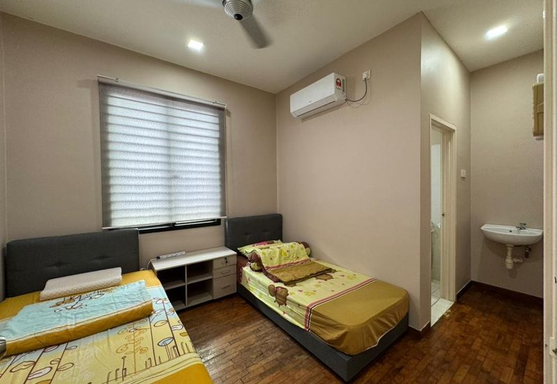 Taman Austin Heights