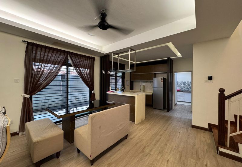 Taman Austin Heights