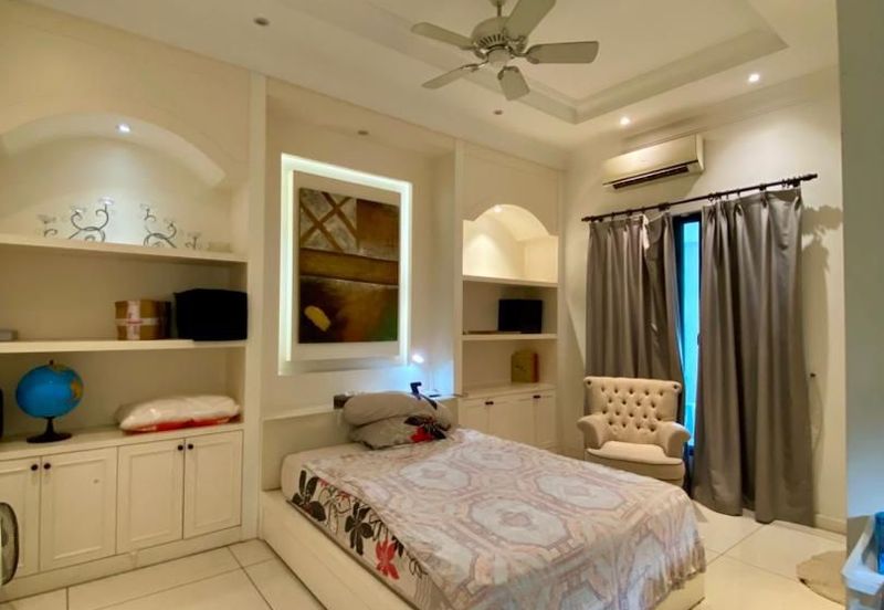 The Straits View Residences