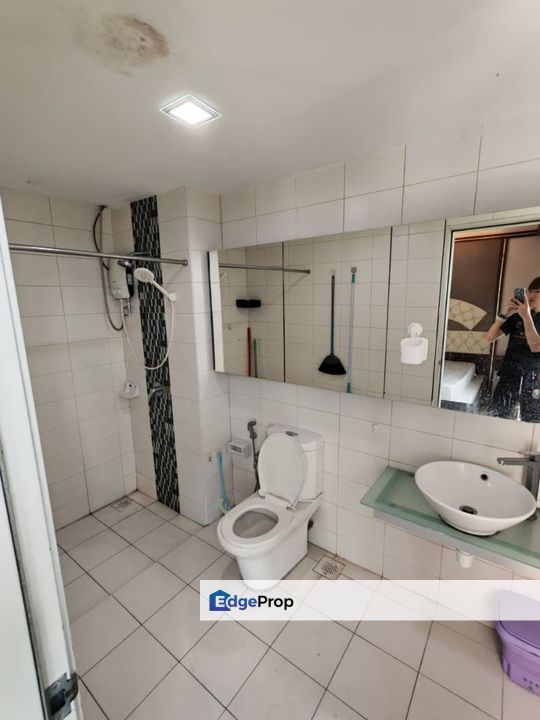 Greenfield Regency , Johor, Tampoi