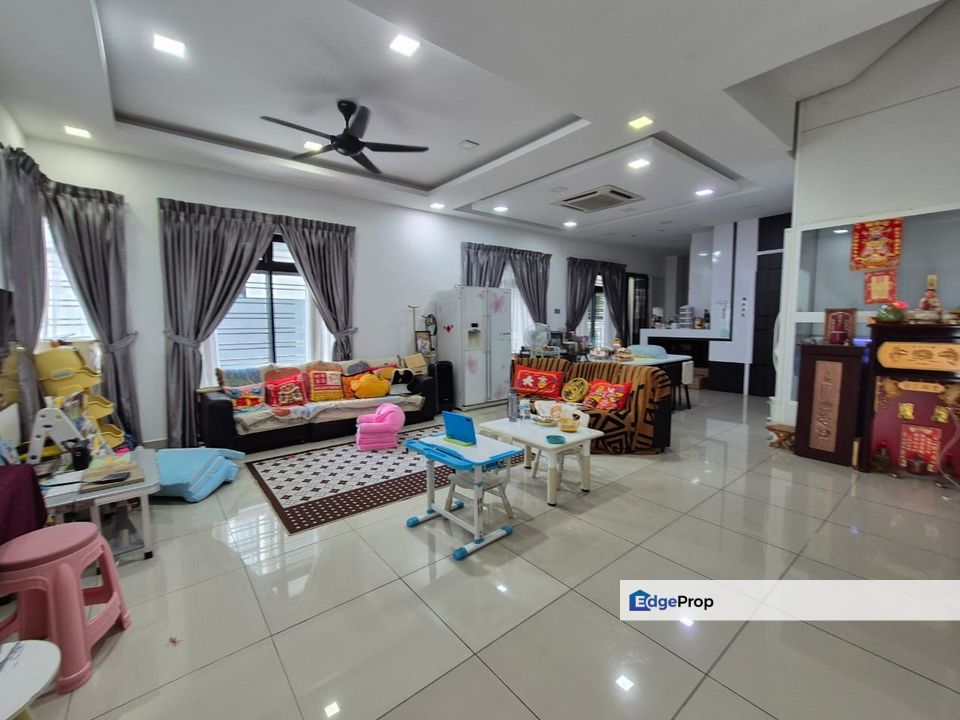 Opal Mutiara Mas, Mutiara Rini, 3 Storey Cluster House , Johor, Skudai