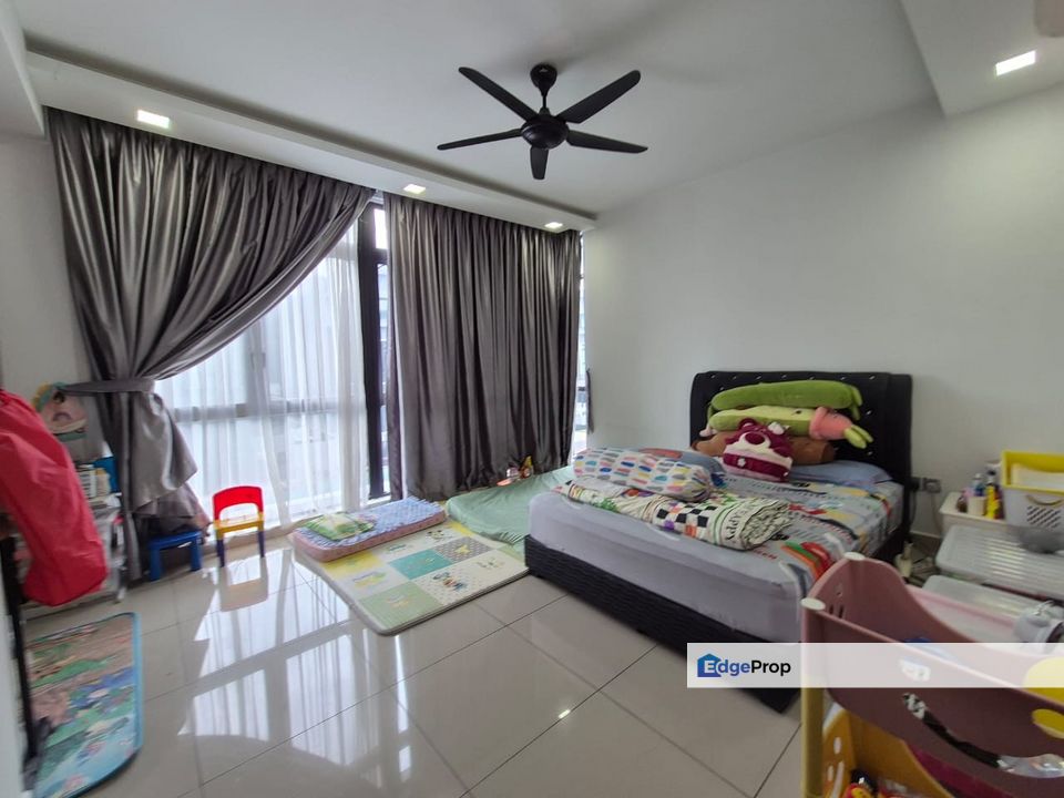 Opal Mutiara Mas, Mutiara Rini, 3 Storey Cluster House , Johor, Skudai