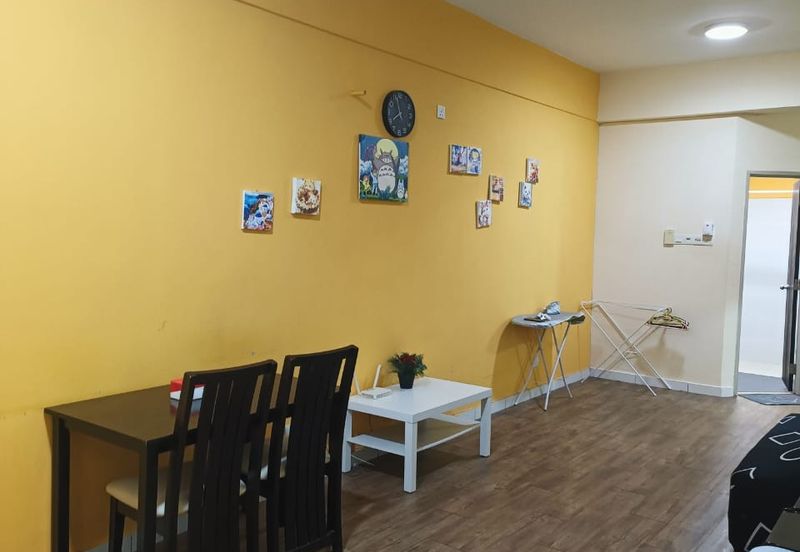 Akademik Suite @ Mount Austin