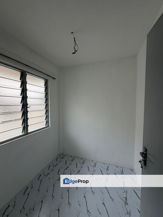 Taman Daya, Flat, Level 4, Johor, Johor Bahru