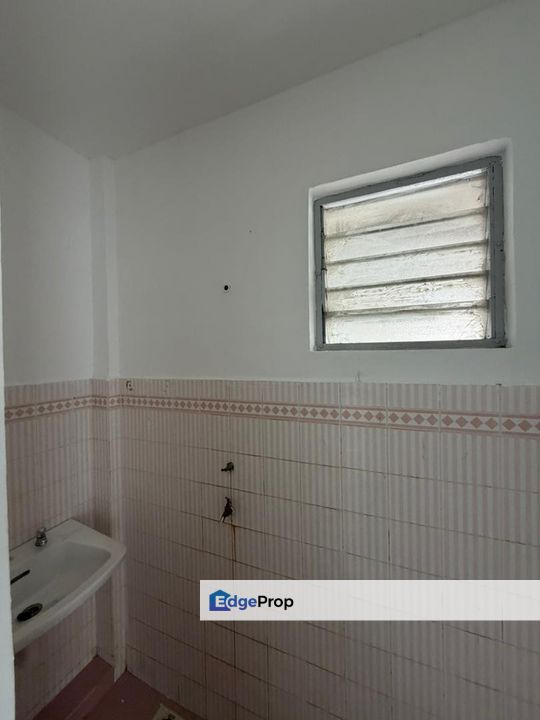 Taman Daya, Flat, Level 4, Johor, Johor Bahru