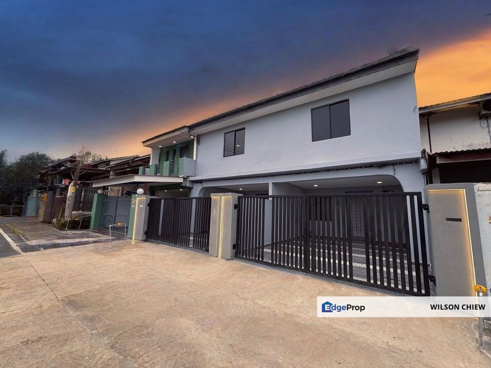 Jln Jambu Air 8 , Luxury Large Double Storey, Johor, Kulai