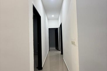 Dedaun Hijau (Greenfield Regency)