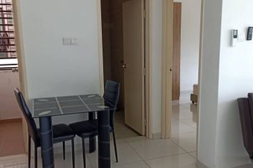 D'Summit Residences @ Kempas Utama