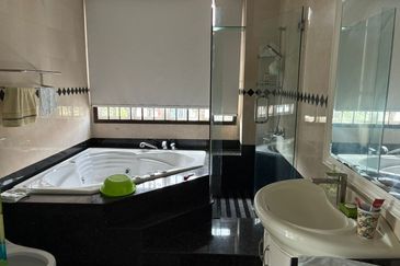 Taman Redang Lakeview 2