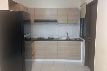 Seri Austin Luxury Apartment