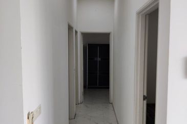 Dedaun Hijau (Greenfield Regency)