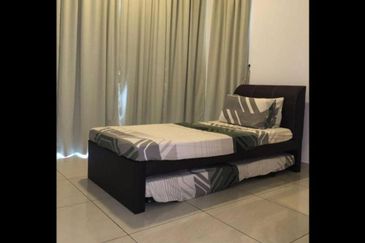 Jalan Setia Tropika 2/2