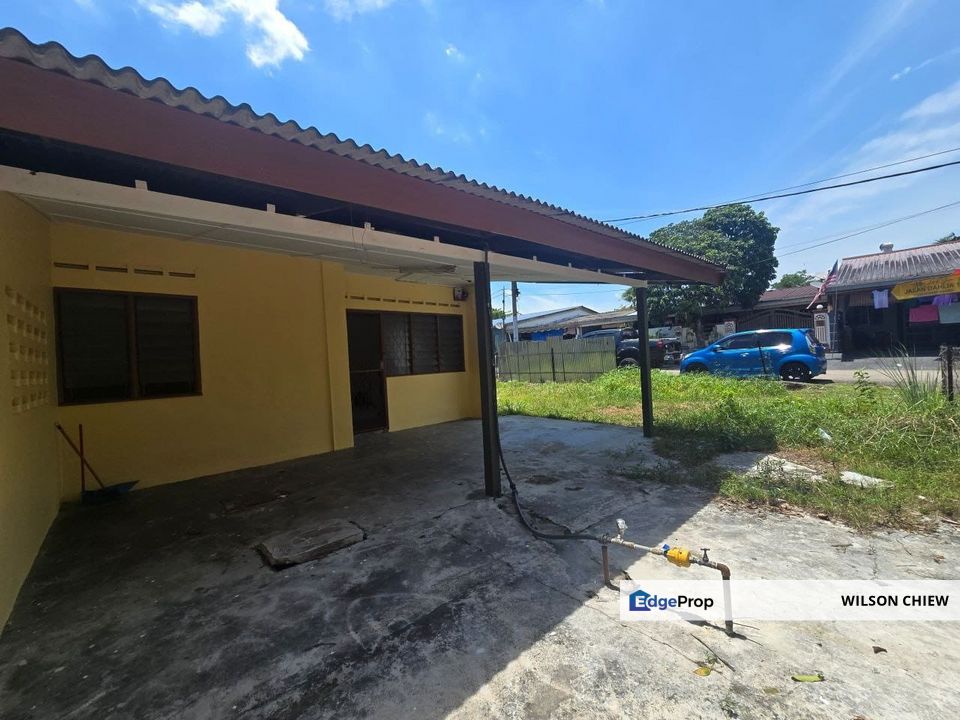 Taman Dahlia Tampoi, Johor, Tampoi