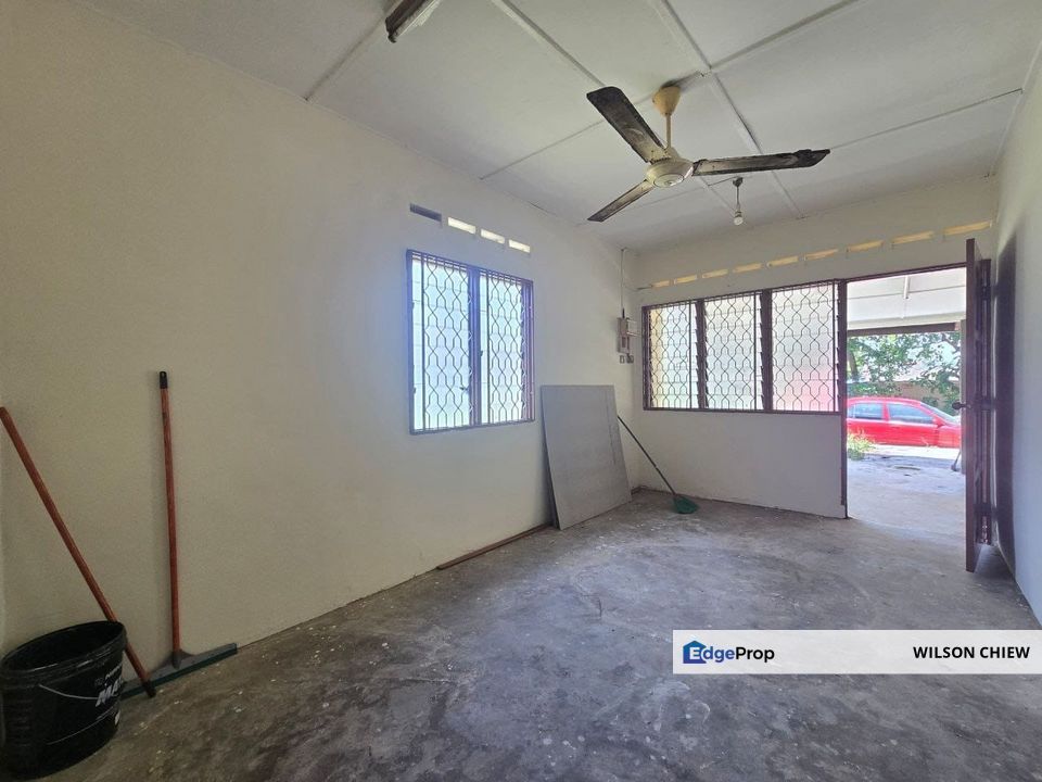 Taman Dahlia Tampoi, Johor, Tampoi