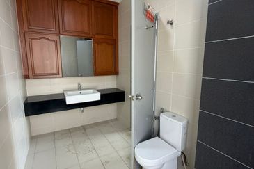 The Canal Garden South, Horizon Hills