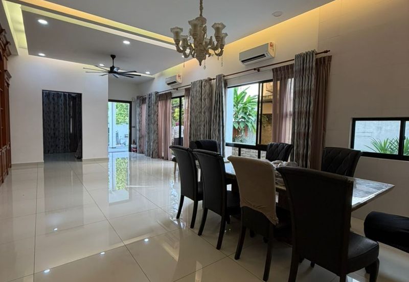 The Canal Garden South, Horizon Hills