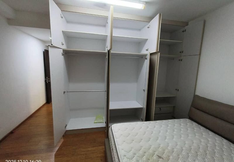 Ponderosa Lakeside Luxury Apartments