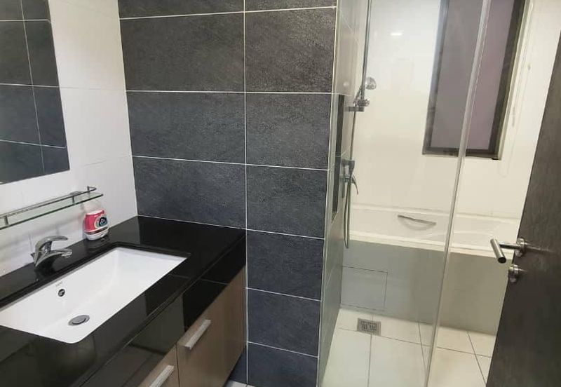 Ponderosa Lakeside Luxury Apartments