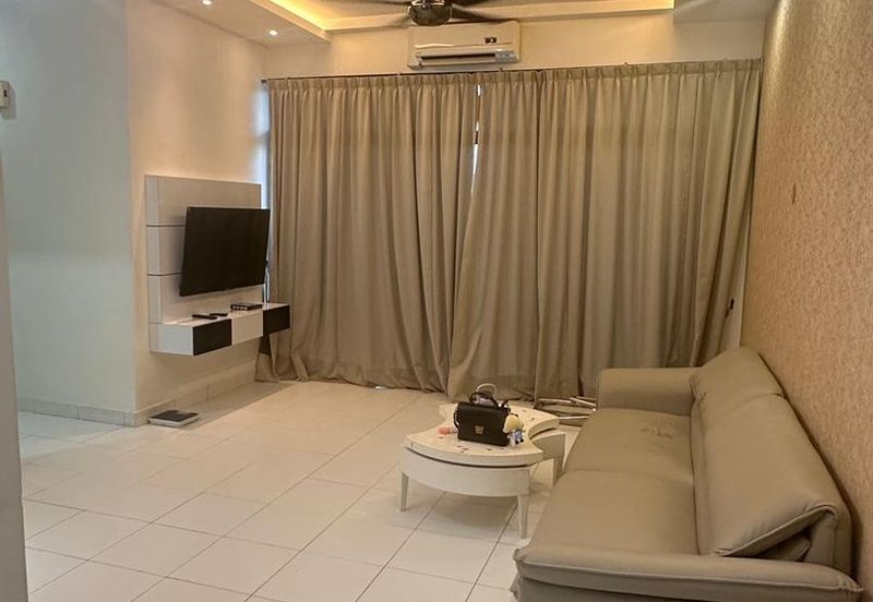 Seri Austin Luxury Apartment