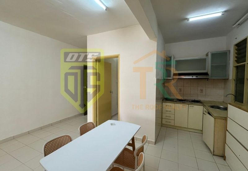 Villa Krystal, Bandar Selesa Jaya