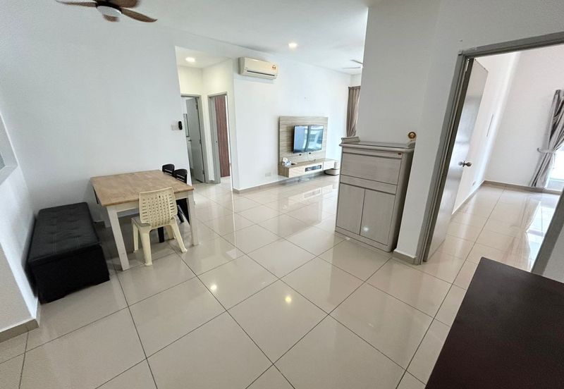 Seasons Luxury Apartments @ Amara Larkin