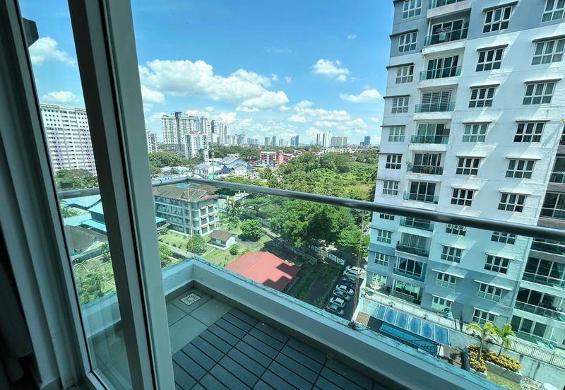 Seasons Luxury Apartments @ Amara Larkin