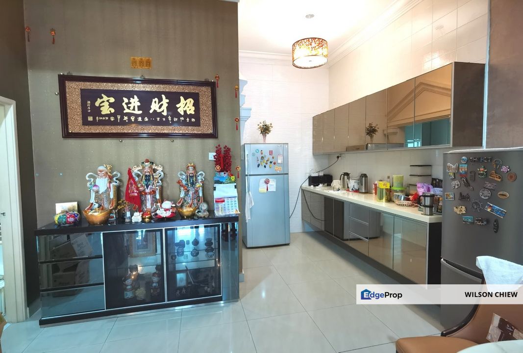 Taman bukit mewah，Nearby Paradigm Mall, Johor, Tampoi