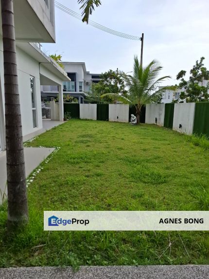 Taman Suriaman 2A, Bandar Sri Sendayan, Seremban, Double Storey Corner Lot For Sale, Negeri Sembilan, Seremban