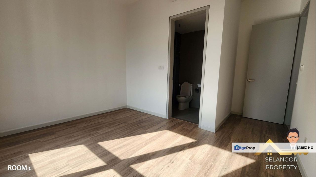 Newly Completed KL Residential Unit with View of Tower 118 and KL Tower for Sale, Kuala Lumpur, KL City