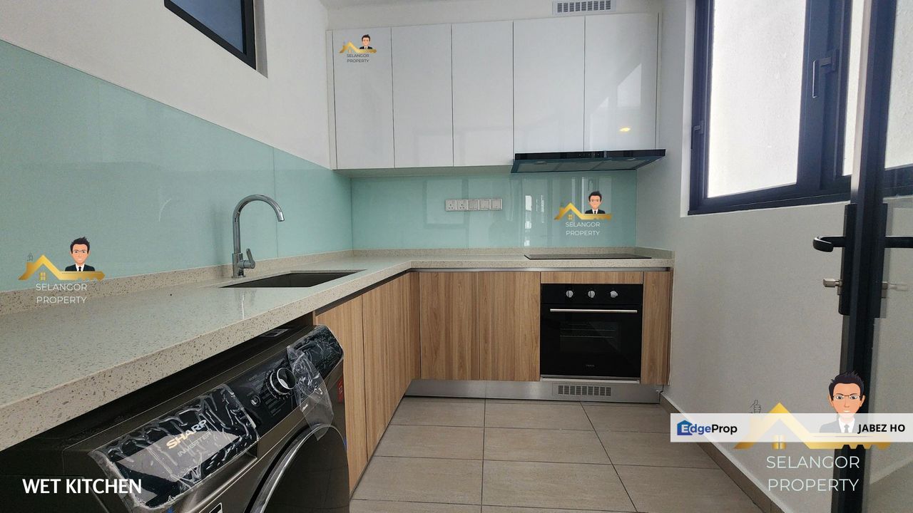 Newly Completed KL Residential Unit with View of Tower 118 and KL Tower for Sale, Kuala Lumpur, KL City