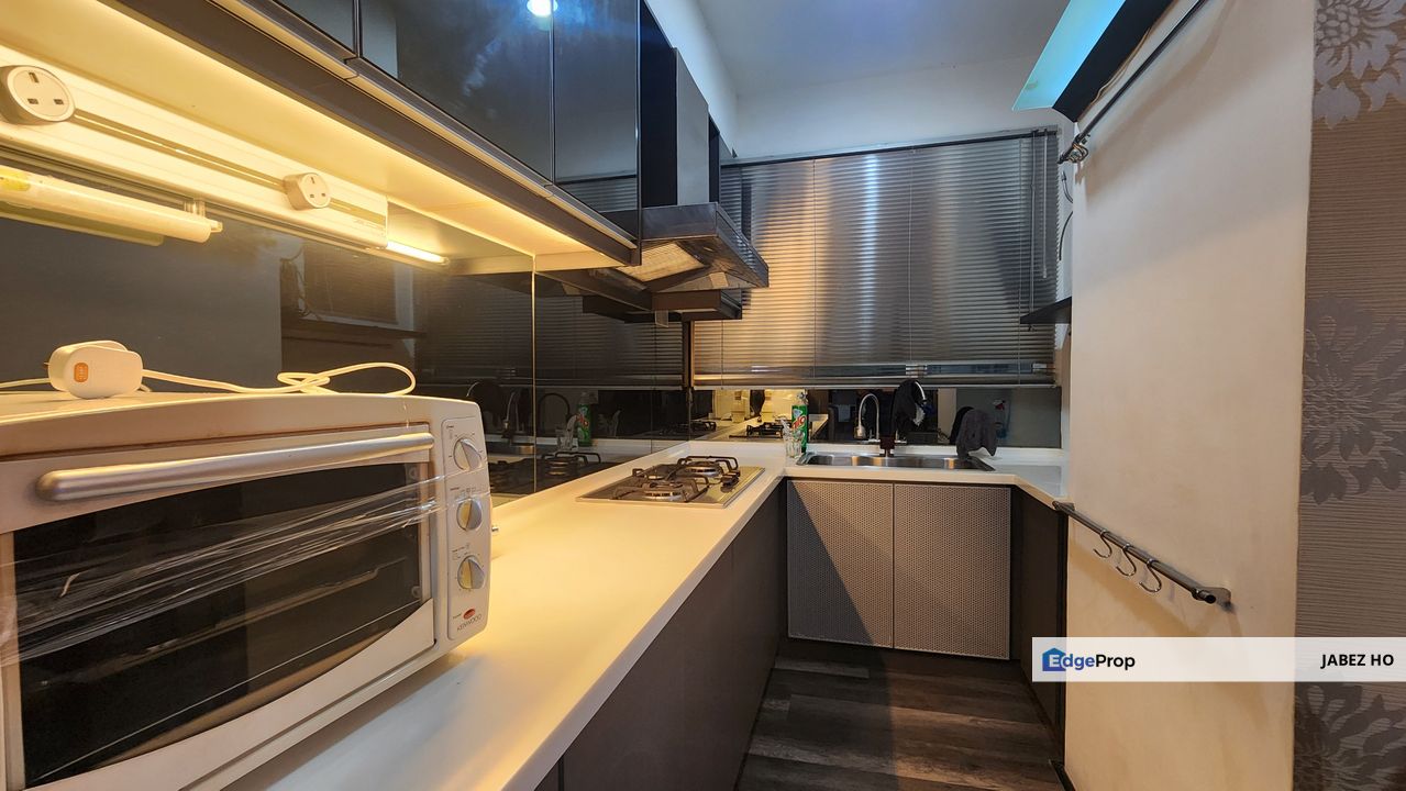 Nicely Renovated Condominium Unit for Sale at Subang for Sale, Selangor, USJ