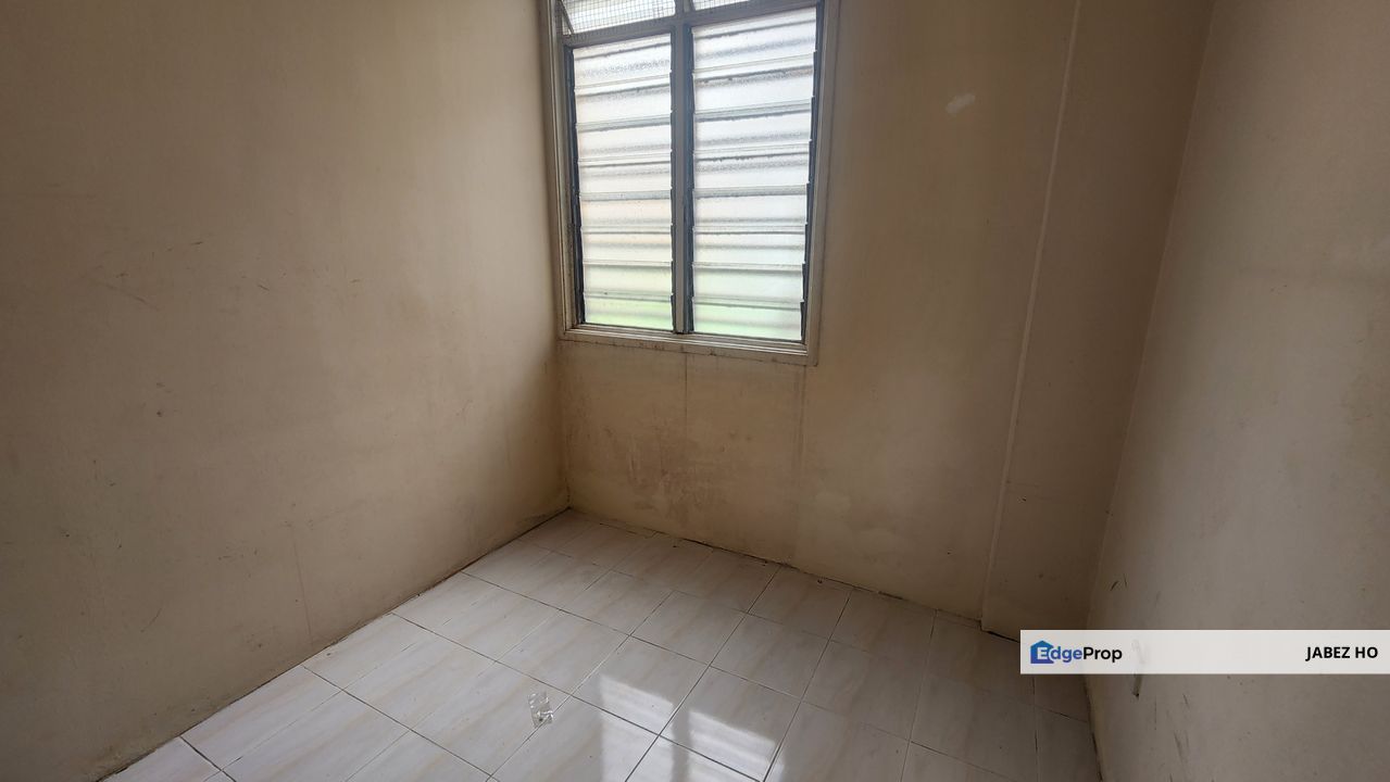 Terrace House for Sale at Bandar Saujana Putra, Selangor, Kuala Langat