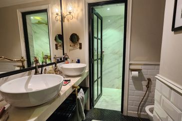 Maisson @ Platinum Apartment